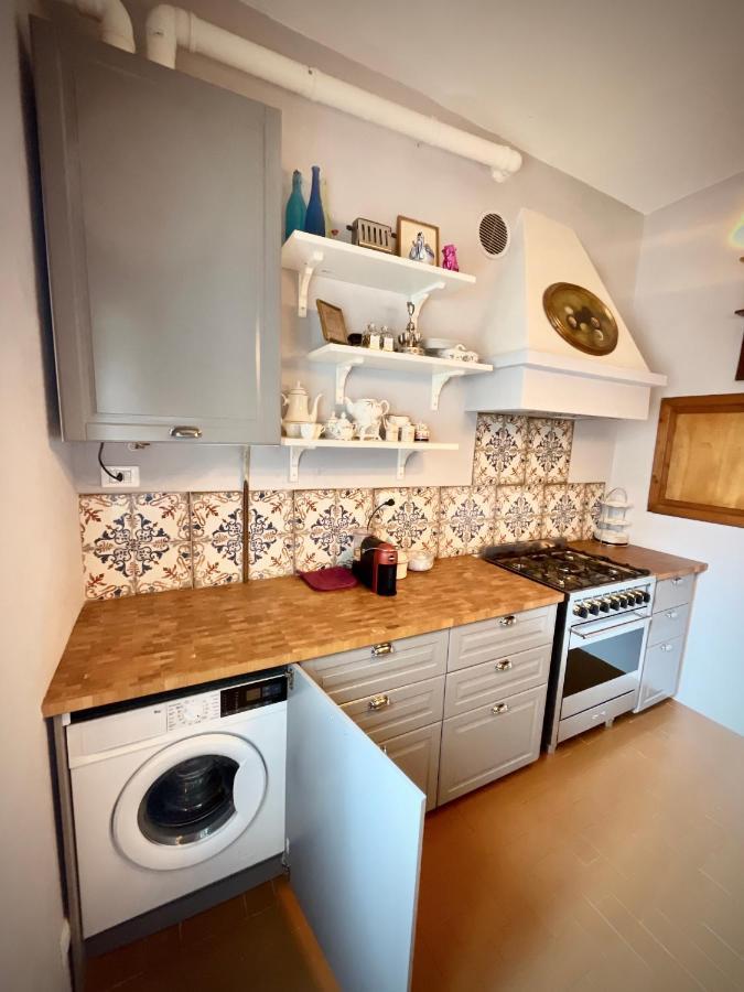 Luxury Apartment Angelio Barga Exterior foto